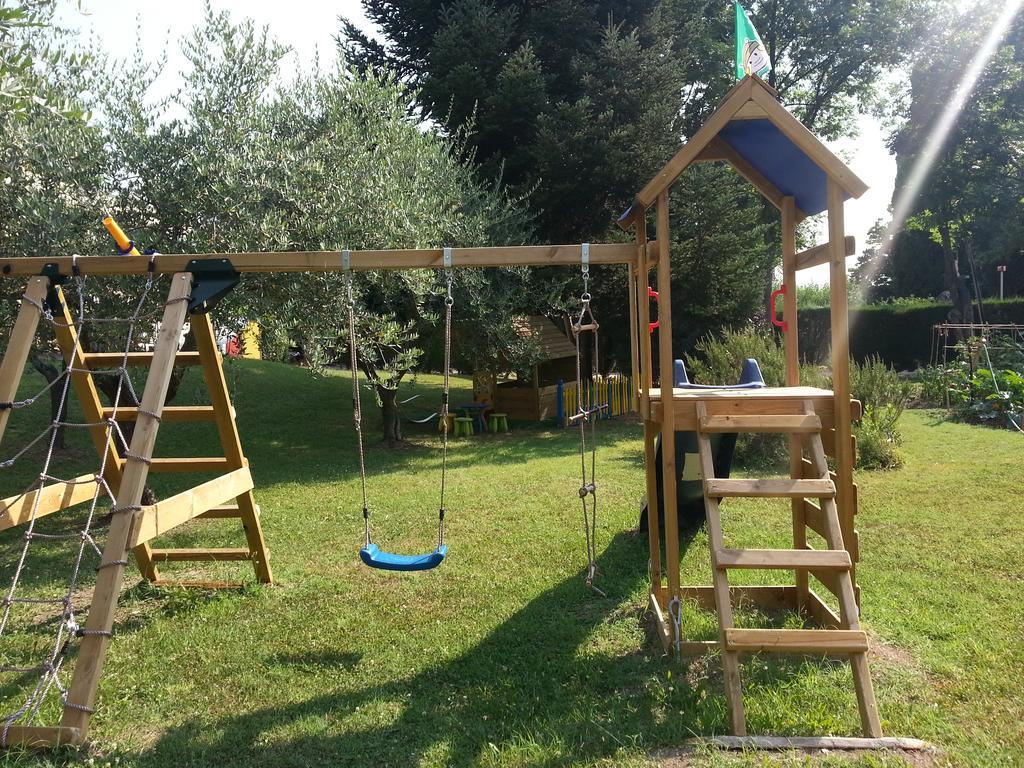 Al Villino Del Sole Bed and Breakfast Fano Exteriör bild